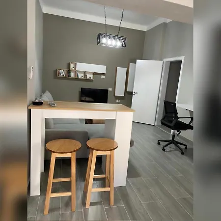 Lägenhet New New Bazaar