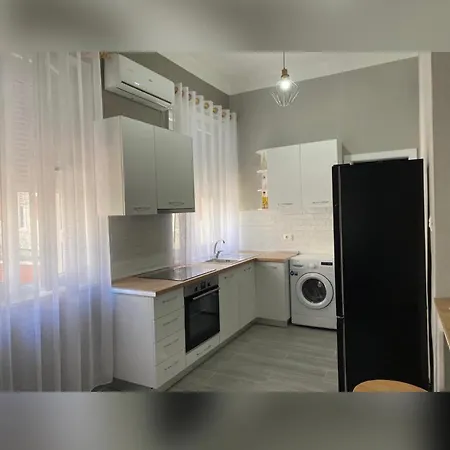 Apartment New New Bazaar Tirana